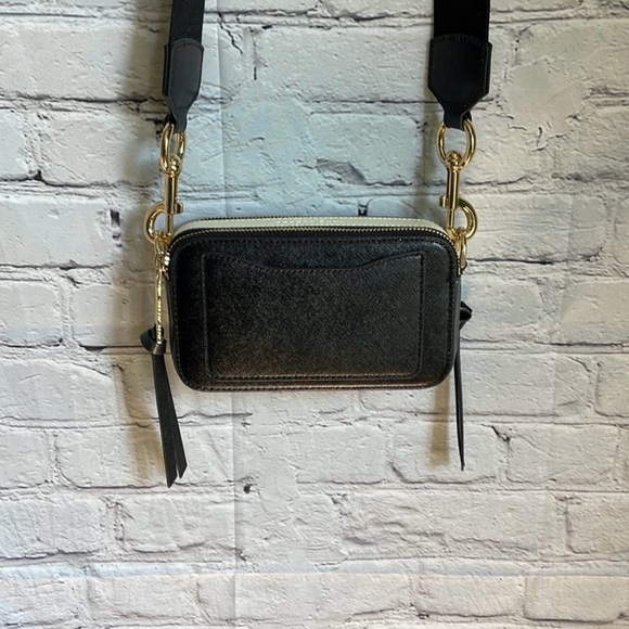 Marc Jacobs Black Crossbody Bag with Pink Strap - Picture 3 of 5